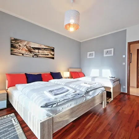Ol Apartment *